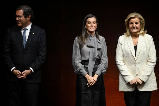 40th anniversary of the creation of the CEOE Foundation The President of the CEOE, Antonio Garamendi, Queen Letizia and the President of the CEOE Foundation, Fátima Bánez, attend the celebration of the 40th anniversary of the creation of the CEOE Foundation at the Teatro Real in Madrid, on November 20, 2025, in Madrid Spain The event aims to highlight the role of Spanish companies as important players in the progress, modernization and welfare of Spanish society ANNIVERSARY ACT CEOE EMPRESAS 20 NOVEMBER 2025 José Madrid Madrid Madrid Spain  Copyright: xJosÃ xOlivax 7112637