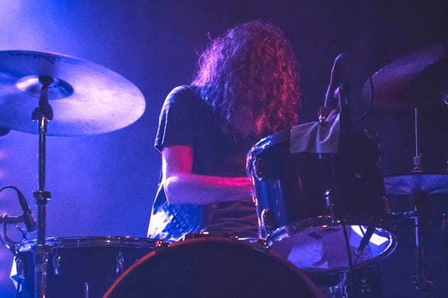 Paolo Mongardi live at a concert of Micah P Hinsons The Tomorrow Man Tour at the Monk Club Rome, 19 11 2025 Foto:xE.xVertollix xFuturexImagex hinson_5105