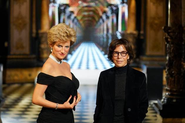 Christine Orban Princess Diana, Lady Di, Diana Spencer enters the Musée Grévin for the first time in her mythical revenge dress in Paris on Thursday, November 20, 2025 The decision not to sculpt a statue in the likeness of Lady Diana was initially an ethical choice, that of not making a recovery either immediately after the tragedy, nor in the years that followed But why now? The decision to finally sculpt a wax statue of Lady Di was taken after a trip to London by Grévin Museum Managing Director Yves Delhommeau. During his visit to Madame Tussauds, he found that the statue of Diana placed alone under a tree was not highlighted enough and imagined that the Grévin Museum could do better This decision also comes at a time when writer  Copyright: xAnne-SophiexGuebeyx xBestimagexAnne-SophiexGuebeyx xBestimagex