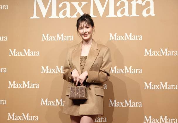 November 20, 2025, Tokyo, Japan - Japanese actress Tsubasa Honda poses for a photo call for Italian high fashion brand Max Mara popup store preview event in Tokyo on Thursday, November 20, 2025. (photo by Yoshio Tsunoda AFLO)  aflo_311008040