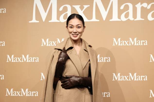 November 20, 2025, Tokyo, Japan - Japanese actress Yuka Itaya poses for a photo call for Italian high fashion brand Max Mara popup store preview event in Tokyo on Thursday, November 20, 2025. (photo by Yoshio Tsunoda AFLO)  aflo_311008055