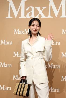 November 20, 2025, Tokyo, Japan - Japanese actress Non poses for a photo call for Italian high fashion brand Max Mara popup store preview event in Tokyo on Thursday, November 20, 2025. (photo by Yoshio Tsunoda AFLO)  aflo_311008070