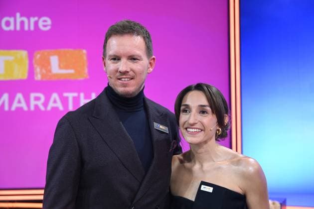 German national soccer coach Julian NAGELSMANN with partner Lena WURZENBERGER, 30 RTL Spendenmarathon Wir helfen Kindern , television, 20 21 11 2024 in Huerth, Germany,