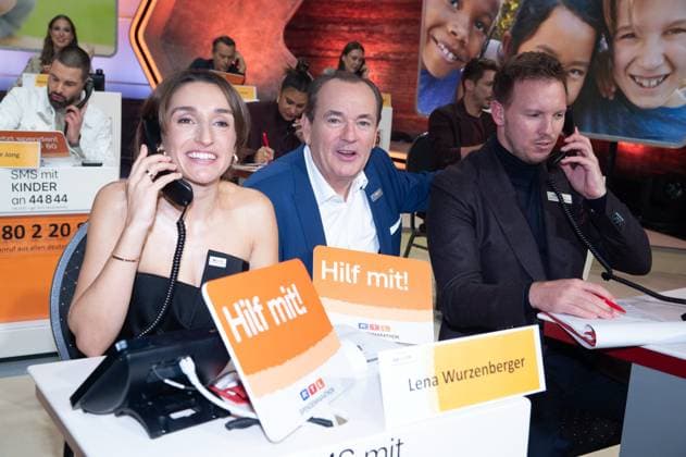 f l Jana WURZENBERGER, presenter Wolfram KONS, Julian NAGELSMANN, national soccer coach 30 RTL Spendenmarathon Wir helfen Kindern , television, 20 21 11 2024 in Huerth, Germany,