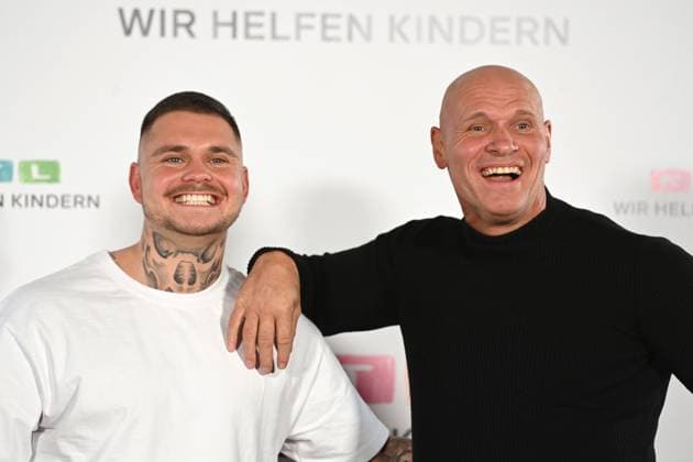 Thorsten LEGAT, former soccer player, with son Nico, 30 RTL Spendenmarathon Wir helfen Kindern , television, 20 21 11 2024 in Huerth, Germany,