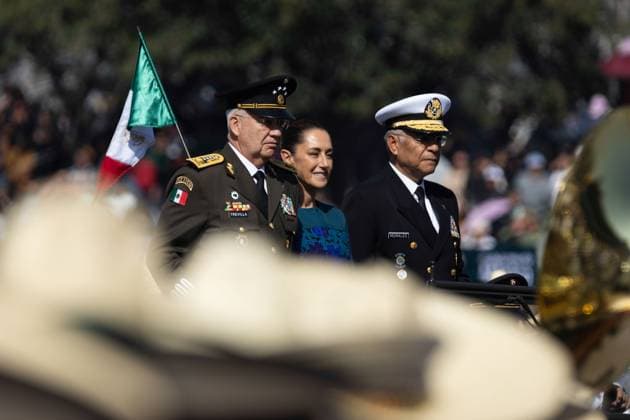 November 20, 2025, Mexico City, Mexico: Parade commemorating the 115th anniversary of the start of the Mexican Revolution, in which various contingents from the Army, Air Force, and National Guard participated, some characterized as historical figures. The president of Mexico, CLAUDIA SHEINBAUM PARDO, led the event with the presence of military and civil authorities. The route went from the main square of Mexico City to the Monument to the Revolution. Mexico City Mexico - ZUMAl178 20251120_znp_l178_017 Copyright: xCristianxLeyvax