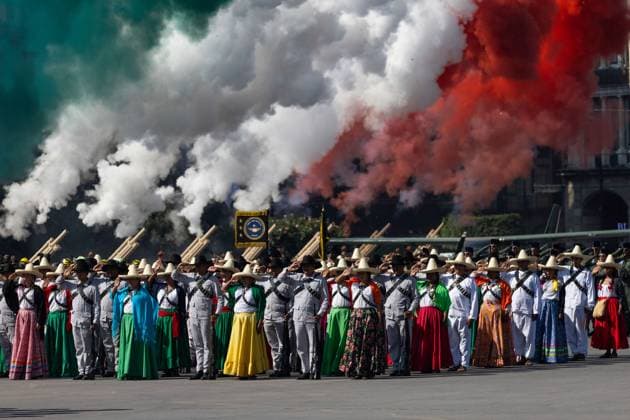 November 20, 2025, Mexico City, Mexico: Parade commemorating the 115th anniversary of the start of the Mexican Revolution, in which various contingents from the Army, Air Force, and National Guard participated, some characterized as historical figures. The president of Mexico, CLAUDIA SHEINBAUM PARDO, led the event with the presence of military and civil authorities. The route went from the main square of Mexico City to the Monument to the Revolution. Mexico City Mexico - ZUMAl178 20251120_znp_l178_031 Copyright: xCristianxLeyvax