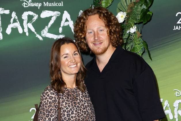 Michael Schulte and his wife Katharina Schulte at the Tarzan musical premiere on 20 11 2025 at the Stage Theater Neue Flora in Hamburg Tarzan musical premiere in Hamburg