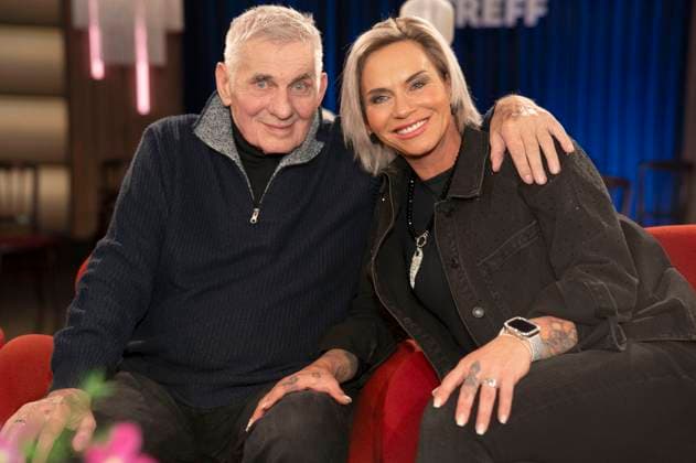 Heinz Hoenig with wife Annika Kärsten Hoenig at the recording of the WDR talk show Kölner Treff in WDR Studio BS 3 Cologne, 20 11 2025 Foto:xC.xAdolph xFuturexImagex koelner_treff2011_5124