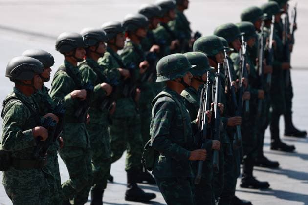 Mexico celebrates 115th Anniversary of the Mexican revolution with grand parade MEXICO CITY, MEXICO - NOVEMBER 20: Members of the Mexican Army participate in Mexico’s Revolution Day Parade commemorating the 115th anniversary of the Mexican Revolution at Zocalo Square in Mexico City, Mexico on November 20, 2025. Daniel Cardenas Anadolu Mexico City Mexico. Editorial use only. Please get in touch for any other usage.  Copyright: x2025xAnadoluxDanielxCardenasx