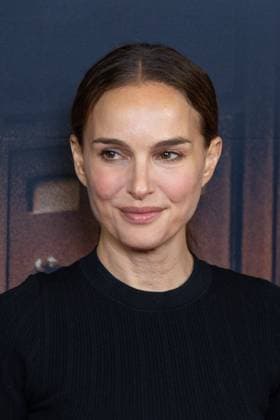 Vie Privee Paris Film Premiere NB Natalie Portman attends Vie Privee Paris Film Premiere at Pathe Palace on November 20, 2025 in Paris, France. Photo by Nasser Berzane ABACAPRESS.COM Paris France  Copyright: xBerzanexNasser ABACAx