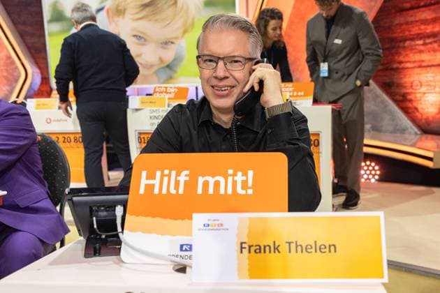 RTL Spendenmarathon in Cologne, 20 11 2025 Entrepreneur Frank Thelen on the donation hotline The 30th RTL Spendenmarathon is currently running at the EMG studios in Cologne Hürth For the first time, the anniversary will be broadcast for 30 hours Celebrity supporters accept donations for children in need live on the donation hotline Cologne Hürth North Rhine-Westphalia Germany Copyright: xBonn.digitalx