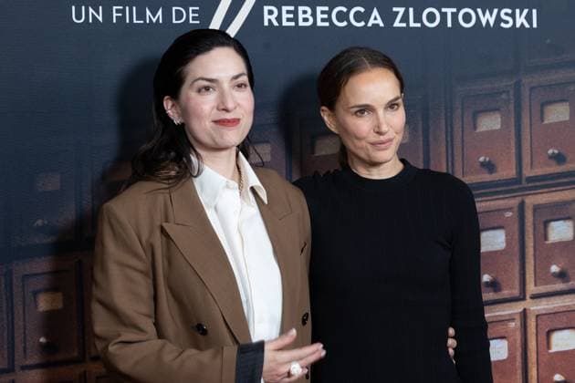 Vie Privee premiere at Pathe Palace theatre Avant premiere de Vie Privee au cinéma Pathe Palace Rebecca Zlotowski et Natalie Portman 450884 2000 01 01 France  Copyright: xSebastienxFremontx xStarfacex STAR_450884_082