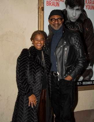 November 20, 2025, New York, New York, USA: ROBYN COLES and TONY COLES Attend Opening Night of Ã¢â‚¬oeGruesome Playground InjuriesÃ¢â‚¬Â at Lucille Lortel Theatre in New York. 20 November 2025 New York USA - ZUMAa265 20251120_zep_a265_060 Copyright: xEricxAcquayex
