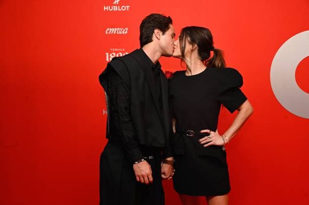 GQ Men of The Year Awards - Arrivals Michael Ronda and Karena Flores attend the red carpet for 2025 GQ Men of the Year Awards at Hotel Reforma. on November 20, 2025 in Mexico City, Mexico. Mexico City CDMX Mexico Copyright: xCarlosxTischlerx