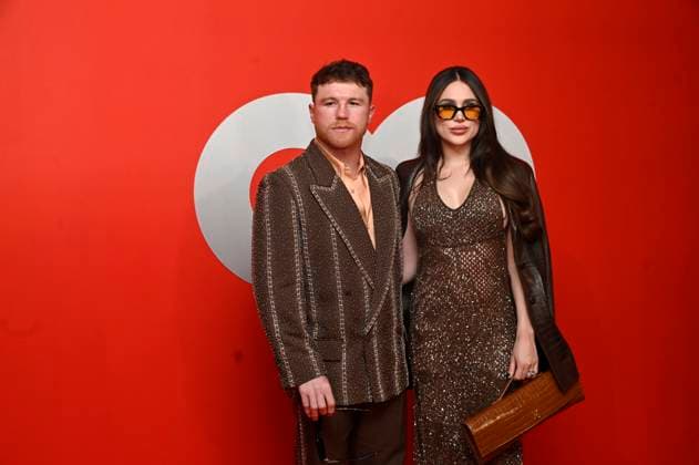 November 20, 2025, Mexico City, Ciudad de Mexico, Mexico: Saul Alvarez and his wife Fernanda Gomez attend the red carpet for 2025 GQ Men of the Year Awards at Hotel Reforma. on November 20, 2025 in Mexico City, Mexico. Mexico City Mexico - ZUMAe321 20251120_zea_e321_213 Copyright: xCarlosxTischlerx