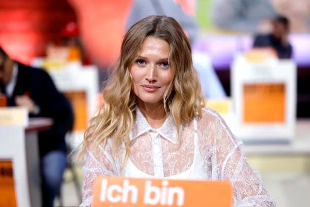 Model Toni Garrn at the 30 RTL Spendenmarathon 2025in Studio 8 of EMG Studios Hürth, 20 11 2025 NRW Germany Copyright: xChristophxHardtx