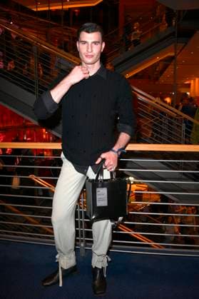 Frieder Sell at the world premiere of the show Cirque du Soleil Alize at the Theater am Potsdamer Platz Berlin, 20 11 2025 Foto:xN.xKubelkax xFuturexImagex alize_5103