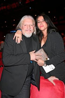 Frank Kessler with wife Doreen Kessler at the world premiere of the show Cirque du Soleil Alize at the Theater am Potsdamer Platz Berlin, 20 11 2025 Foto:xN.xKubelkax xFuturexImagex alize_5126