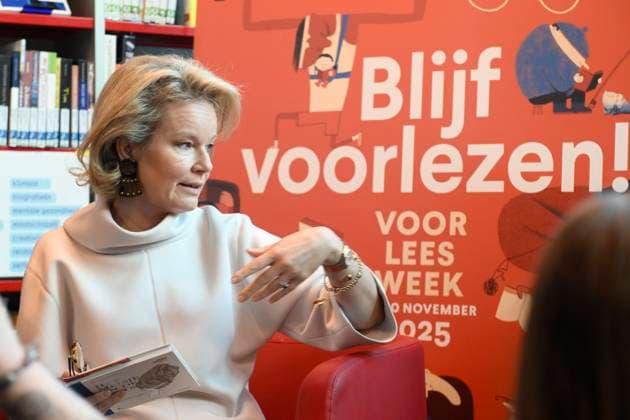 Queen Mathilde Visits The Kubus Youth Library ANTWERPEN, BELGIUM - NOVEMBER 21: Queen Mathilde of Belgium pictured visiting the Kubus Youth Library during the Reading Aloud Week on November 21, 2025 in Antwerpen, Belgium, 21 11 2025 Antwerpen Belgium  Copyright: xPhilipxReynaersx