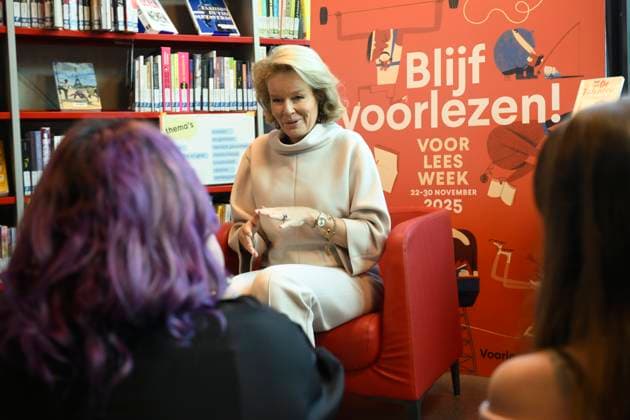 Queen Mathilde Visits The Kubus Youth Library ANTWERPEN, BELGIUM - NOVEMBER 21: Queen Mathilde of Belgium pictured visiting the Kubus Youth Library during the Reading Aloud Week on November 21, 2025 in Antwerpen, Belgium, 21 11 2025 Antwerpen Belgium  Copyright: xPhilipxReynaersx