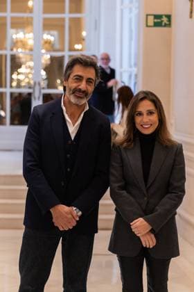 November 21, 2025, Madrid, Madrid, Spain: JUAN DEL VAL, winner of the 2025 Planeta Prize, with finalist ANGELA BANZAS Madrid Spain - ZUMAl221 20251121_zip_l221_009 Copyright: xIgnacioxLopezxIsasmendix