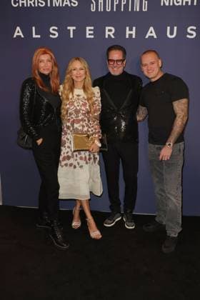 ALSTERHAUS CHRISTMAS SHOPPING NIGHT 20 11 2025 Britt Jolig, Jenny Elvers, Alex Jolig, Paul Elvers, Alsterhaus Christmas Shopping Night 2025, Hamburg, 20 11 2025 Copyright: xEventpressxMPx