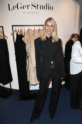 ALSTERHAUS CHRISTMAS SHOPPING NIGHT 20 11 2025 Lena Gercke, Alsterhaus Christmas Shopping Night 2025, Hamburg, 20 11 2025 Copyright: xEventpressxMPx