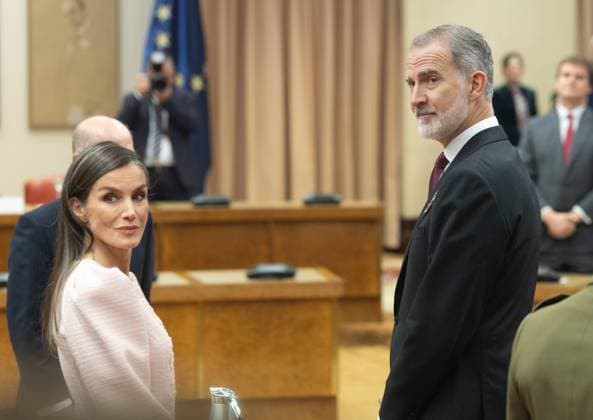 King Felipe VI and Queen Letizia, preside over the event 50 years after the Crown in the transition to democracy, on November 21, 2025, in Madrid Spain The event, which took place in the Constitutional Hall of the Lower House, is part of the institutional events of the 50th anniversary of the restoration of the monarchy after the dictatorship 21 NOVEMBER 2025 Madrid Madrid Madrid Spain  Copyright: xEduardoxParrax 7115204