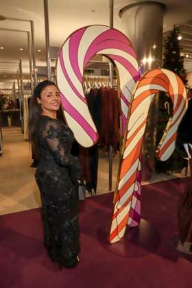 abb Susi Kentikian as a guest at the Christmas Shopping Night 2025 at Aksterhaus on 20 11 2025 in Hamburg Hamburg Germany