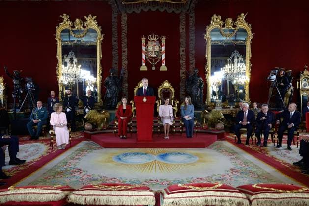 Real Madrid training Session King Felipe VI of Spain, Queen Letizia of Spain, Crown Princess Leonor, Princess Sofia, Queen Sofia of Spain attends the Delivery of Toison de Oro to FeMiguel Herrero y Rodr’guez de Mi–—n lipe Gonzalez, Miquel Roca at Royal Palace on November 21, 2025 in Madrid, Spain Photo by IMAGO MPG Madrid Royal Palace Madrid Spain  Copyright: xMPGx