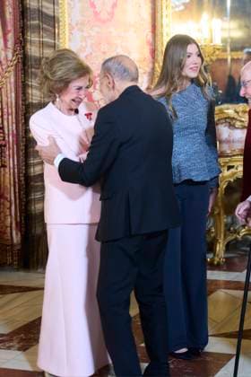 21-11-2025 Collar Queen Sofia attended the presentation of the Order of the Golden Fleece, Collar de la Insgigne Orden del Toison de Oro a su, at the royal palace in Madrid. No Spain Â  Copyright: xPPEx
