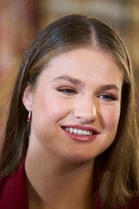 21-11-2025 Collar Princess Leonor attended the presentation of the Order of the Golden Fleece, Collar de la Insgigne Orden del Toison de Oro a su, at the royal palace in Madrid. No Spain Â  Copyright: xPPEx