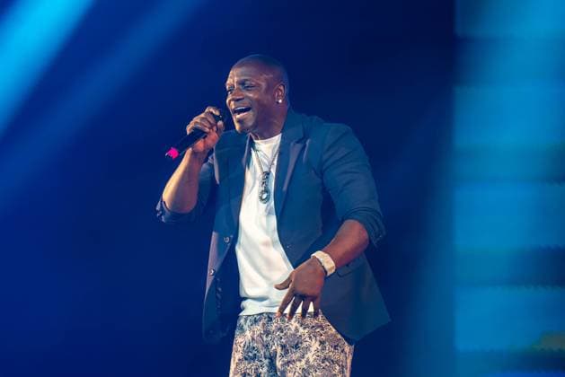 Real Estate Developer Leos launches in Dubai, UAE - 20 Nov 2025 Singer Akon performs live at Soho garden as Luxury Real Estate Developer Leos launches its Leos Royal project. Dubai United Arab Emirates Copyright: xNicolasxBriquetx xSOPAxImagesx leos_16