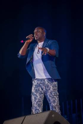Real Estate Developer Leos launches in Dubai, UAE - 20 Nov 2025 Singer Akon performs live at Soho garden as Luxury Real Estate Developer Leos launches its Leos Royal project. Dubai United Arab Emirates Copyright: xNicolasxBriquetx xSOPAxImagesx leos_23