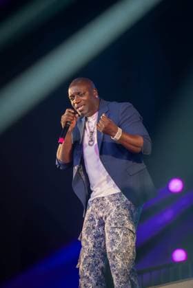 Real Estate Developer Leos launches in Dubai, UAE - 20 Nov 2025 Singer Akon performs live at Soho garden as Luxury Real Estate Developer Leos launches its Leos Royal project. Dubai United Arab Emirates Copyright: xNicolasxBriquetx xSOPAxImagesx leos_24