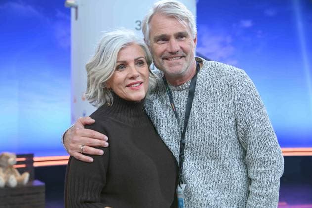 Birgit SCHROWANGE, presenter, with husband Frank SPOTHELFER, portrait, portrait, portrait, cropped single image, single subject, 30 RTL Spendenmarathon Wir helfen Kindern , television, 20 21 11 2025 in Huerth, Germany,
