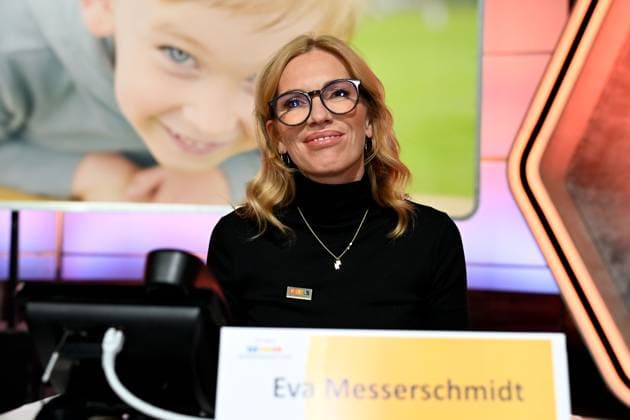 30 RTL Spendenmarathon 2025 on 21 11 2025 at EMG Studio 8 in Hürth Eva Messerschmidt at the 30 RTL Spendenmarathon 2025 on 21 11 2025 at EMG Studio 8 in Hürth xJFx