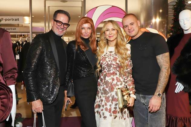 Alex Jolig, Britt Jolig, Jenny Elvers and Paul Jolig at the 15 Alsterhaus Christmas Shopping Night 2025 at Alsterhaus Hamburg, 20 11 2025 Foto:xgbrcix xFuturexImagex christmas_shopping_5571