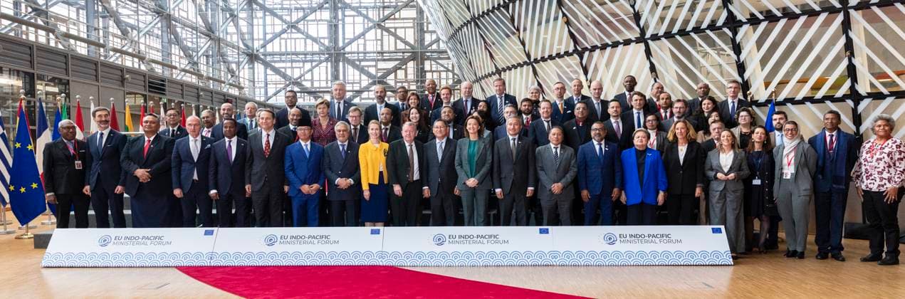 Arrival of participants at the forum between EU foreign ministers and the head of diplomacy, Kaja Kallas, as well as foreign ministers from the Indo-Pacific region. - 21 11 2025 - Belgium Brussels Brussels -  NicolasxLandemardx xLexPictorium LePictorium_0319508