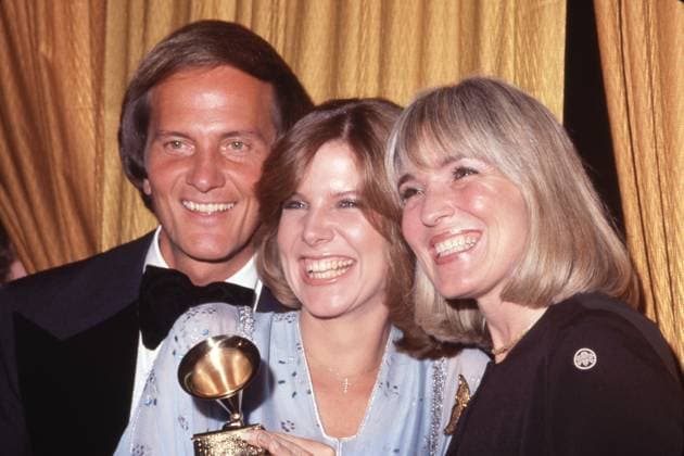 Debby Boone with father Pat Boone and mother Shirley Boone at the 20th Annual Grammy Awards on February 23, 1978 Copyright: xRalphxDominguez MediaPunchx