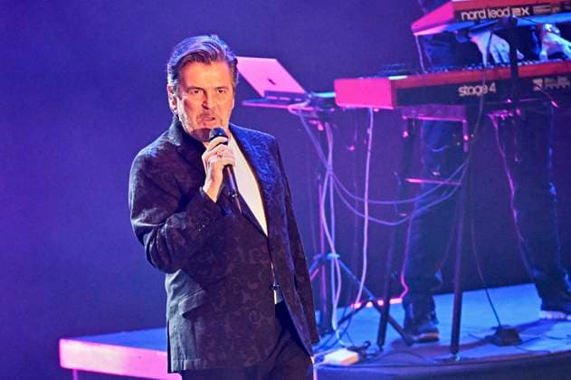 Thomas Anders with band live at the Christmas Sessions in the Kongresshaus Biel, 20 11 2025 Foto:xP.xFrauchigerx xFuturexImagex anders_5102