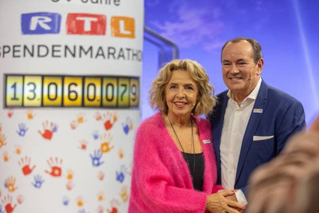 RTL Spendenmarathon in Cologne, 21 11 2025 Michaela MAY and Wolfram KONS The 30th RTL Spendenmarathon is currently running at the EMG studios in Cologne Hürth For the first time, the anniversary will be broadcast for 30 hours Celebrity supporters accept donations for children in need live on the donation hotline Cologne Hürth North Rhine-Westphalia Germany Copyright: xBonn.digitalx