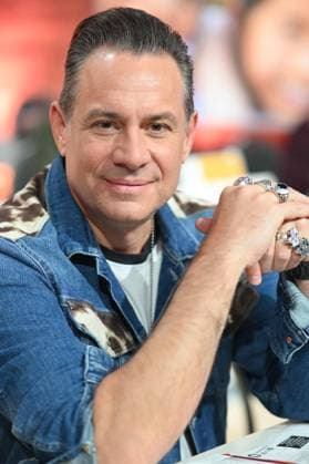 Sascha VOLLMER, singer, musician, The BOSS HOSS, portrait, portrait, portrait, cropped single image, single subject, 30 RTL Spendenmarathon Wir helfen Kindern , television, 20 21 11 2025 in Huerth, Germany,
