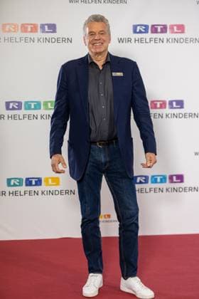 RTL Spendenmarathon in Cologne, 21 11 2025 Former track and field athlete Jürgen HINGSEN The 30th RTL Spendenmarathon is currently running at the EMG Studios in Cologne Hürth For the first time, the anniversary will be broadcast for 30 hours Celebrity supporters accept donations for children in need live on the donation hotline Cologne Hürth North Rhine-Westphalia Germany Copyright: xBonn.digitalx