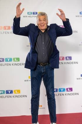 RTL Spendenmarathon in Cologne, 21 11 2025 Former track and field athlete Jürgen HINGSEN The 30th RTL Spendenmarathon is currently running at the EMG Studios in Cologne Hürth For the first time, the anniversary will be broadcast for 30 hours Celebrity supporters accept donations for children in need live on the donation hotline Cologne Hürth North Rhine-Westphalia Germany Copyright: xBonn.digitalx