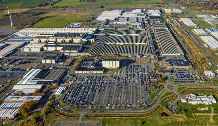 Luftbild, PKW Logistik, Volkswagenwerk Firmengelände und PKW Parkplatz, Larrelt, Emden, Norddeutschland, Ostfriesland, Niedersachsen, Deutschland !ACHTUNGxMINDESTHONORARx60xEURO! *** Aerial view, car logistics, Volkswagen factory premises and car parking lot, Larrelt, Emden, North Germany, East Frisia, Lower Saxony, Germany ATTENTIONxMINDESTHONORARx60xEURO
