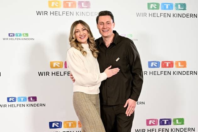 30 RTL Spendenmarathon 2025 on 21 11 2025 at EMG Studio 8 in Hürth Lisa Walser, left, and Henry Walser at the 30 RTL Spendenmarathon 2025 on 21 11 2025 at EMG Studio 8 in Hürth xJFx