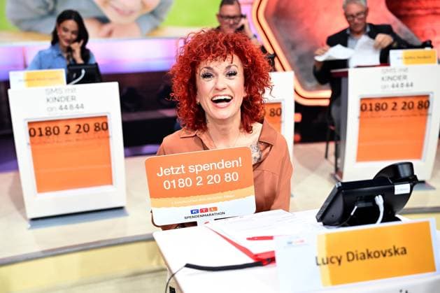 30 RTL Spendenmarathon 2025 on 21 11 2025 at EMG Studio 8 in Hürth Lucy Diakovska at the 30 RTL Spendenmarathon 2025 on 21 11 2025 at EMG Studio 8 in Hürth xJFx