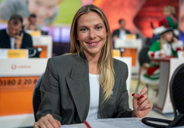 Actress Cheyenne Pahde at the 30th RTL Charity Marathon 2025 in Studio 8 of the EMG Studios in Hürth, 21 11 2025 30th RTL Charity Marathon 2025 in Studio 8 of the EMG Studios in Hürth Copyright: HMBxMedia MarcoxBader